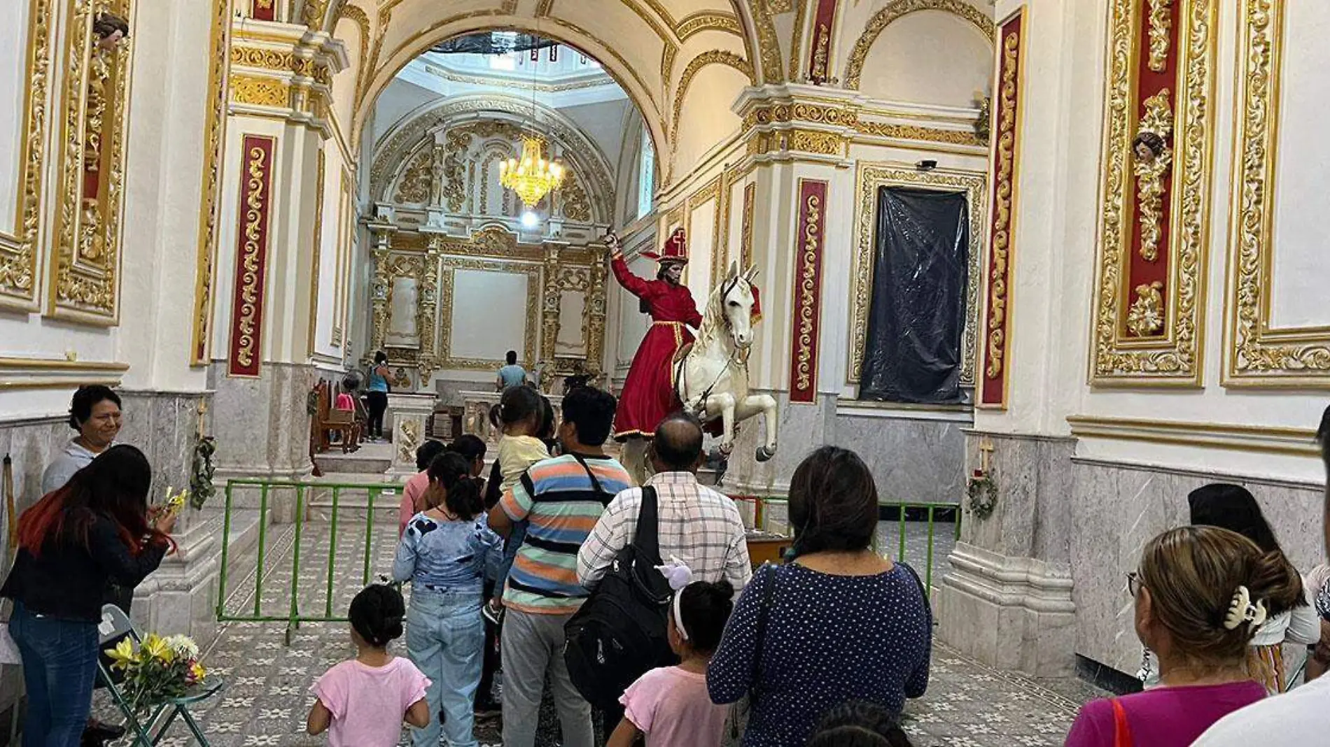 El templo de la Parroquia que lleva el mismo nombre en Izúcar de Matamoros ha vuelto a abrir sus puertas